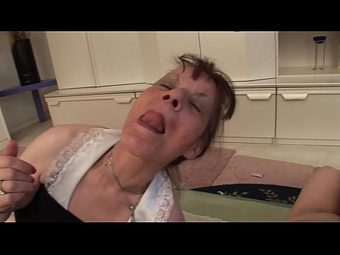 ❤️ Twa beppes en ien pake hawwe in trijetal Neuken by porno fy.porn-milf300.ru ❌